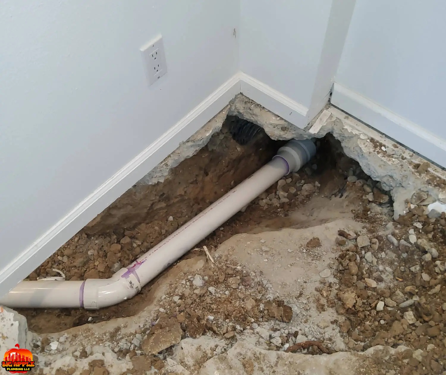 aurora plumbing team repairing pipes under slab