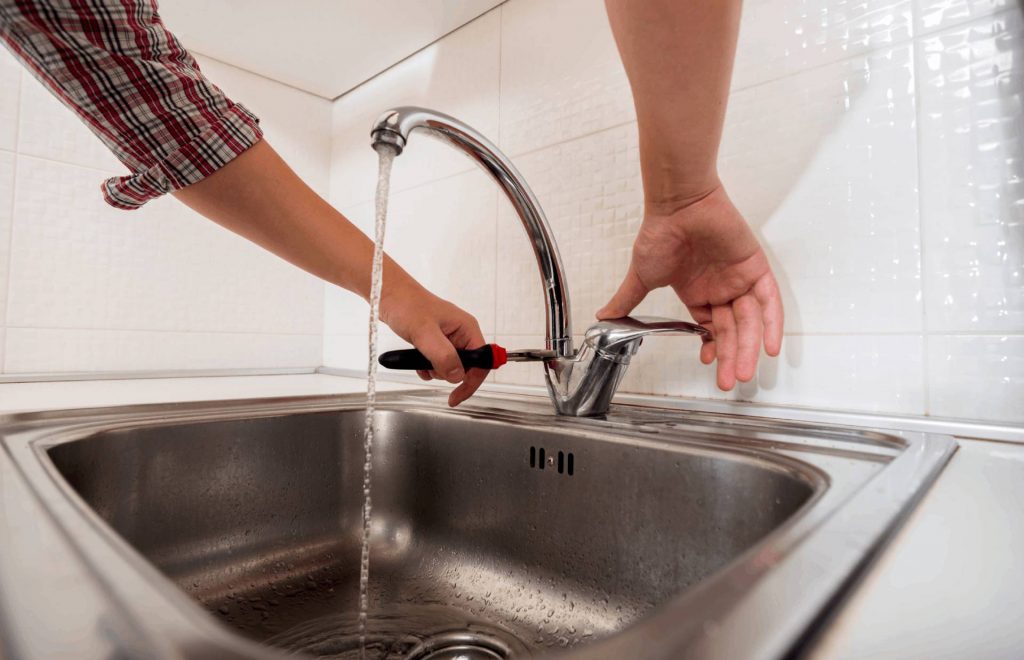 Kitchen plumbing service